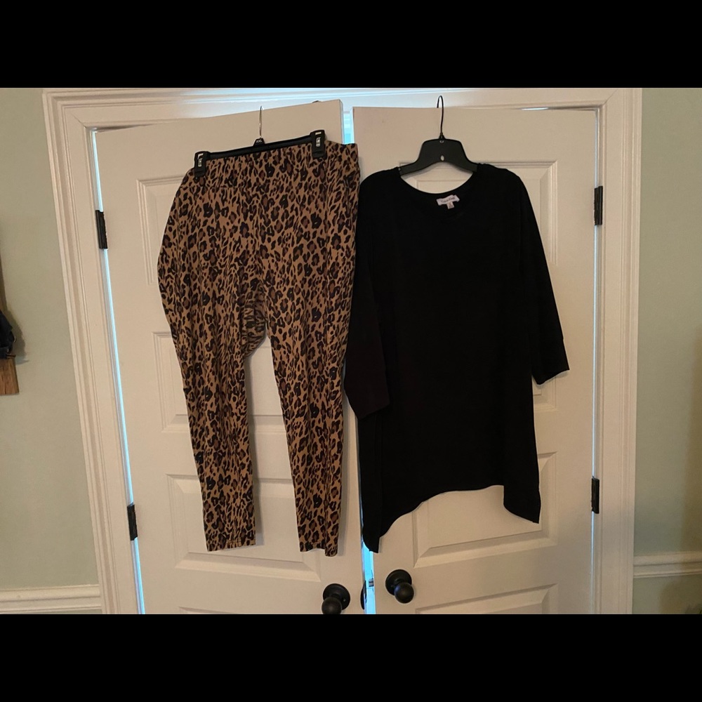 Torrid Leopard print size 3 leggings